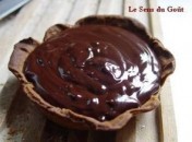 93538873_5fe4e287be Tarte au chocolat noir et au caramel demi sel sans oeufs