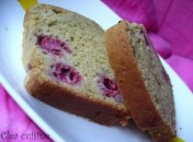 Cake aux framboises au lait végétal sans gluten