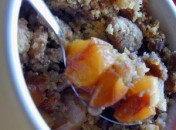Crumble de nectarines aux speculoos sans oeufs