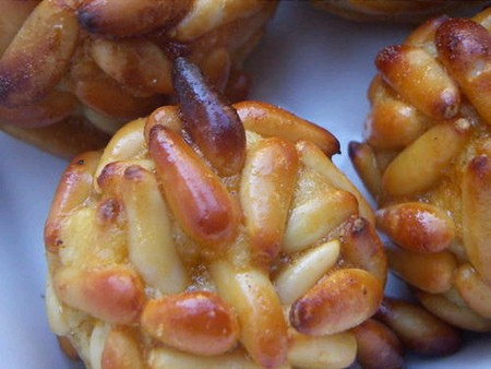 Panellets de la vierge sans gluten, sans lait
