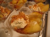 Pommes en crumble au caramel de cidre sans oeufs