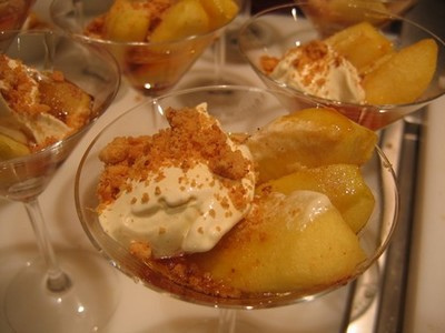Pommes en crumble au caramel de cidre sans oeufs