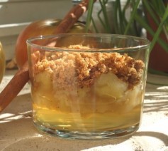 Verrines de pommes et pain d'épices sans oeufs sans lait