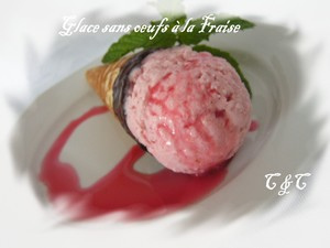 Glace à la fraise sans oeufs