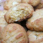 Cookies aux pépites de chocolat blanc et aux noix de Macadamia