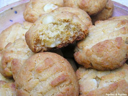Cookies aux pépites de chocolat blanc et aux noix de Macadamia