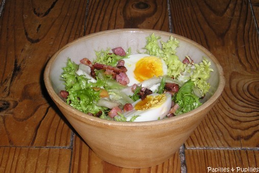 Frisée aux lardons