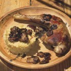 Pintade aux champignons et aux céréales gourmandes