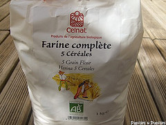 Farine aux 5 céréales et aux 3 graines