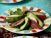 Salade de magret fumé avocat et poires Salade de poires et avocats au magret fumé