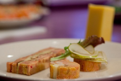 Foie gras de canard au Comté et noix grillées Foie gras de canard au Comté et noix grillées