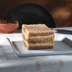 Terrine de foie gras au pain d'épices et aux fruits secs