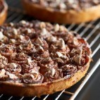 Tarte aux poires et dragées Bouquet de Roses© - ©Bernhard Winkelmann