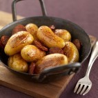 Cocotte de pommes de terre Grenailles fondantes au chorizo doux