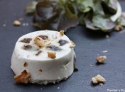 Panacotta au Roquefort, figues et noix Panacotta au Roquefort, figues et noix concassées
