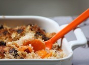 Crumble de carottes au cumin, noisettes et Parmesan