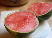 Une mini pastèque sans pépins