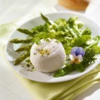 salade de crottin aux pois gourmands et brocolis