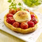 Tartelette au Crottin de Chèvre et tomates cerises