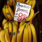 J'aime les bananes ... J'aime les bananes ...