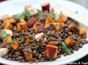 Salade de lentilles aux patates douces grillées et à la féta