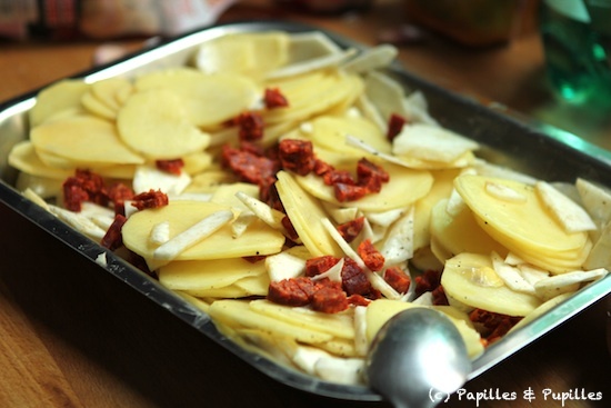 Légumes assaisonnés et chorizo
