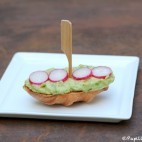 Tartine avocat - boursin ail et fines herbes - radis ©AnneLataillade