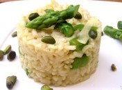 Risotto aux asperges et aux pistaches Risotto aux asperges et aux pistaches