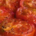 Tomates confites au four