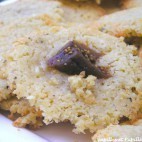 Sablés au parmesan, à l’épeautre, aux noisettes et aux figues