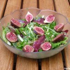 Mesclun aux figues et au magret séché
