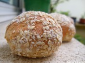 Petits pains aux flocons d’avoine et au sirop d’érable Petits pains aux flocons d’avoine et au sirop d’érable