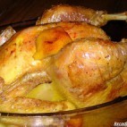 Poulet rôti à l'ail, au citron et au vin blanc