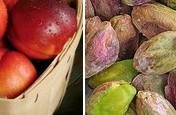 Crumble aux nectarines et aux pistaches