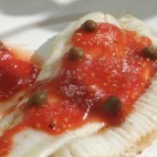 Filets de barbue en habit rouge