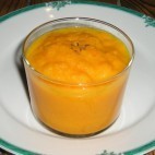 Soupe de carottes à l'orange et aux graines de carvi