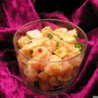 Tartare aux deux saumons, pistaches et baies roses