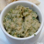 Houmous de haricots blancs au persil et au cumin
