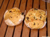 Pain aux tomates séchées et pignons de pin Pain aux tomates séchées et pignons de pin