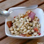 Salade de haricots blancs et ventrèche grillé