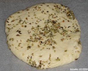Les pains plats : Matlouh, Aiysh, Khoubiz, Barbari, Mankoush, Pitta, Mannaeesh Pain Matlouh