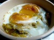 Oeufs cocotte à la fondue de poireaux