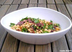 Salade de haricots blancs au magret séché