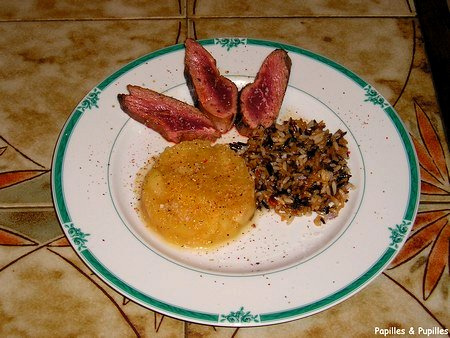 Image Papilles et Pupilles - Magret de canard, riz sauvage et purée de pommes fruits