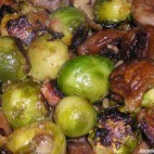 Poêlée de choux de Bruxelles, châtaignes, lardons