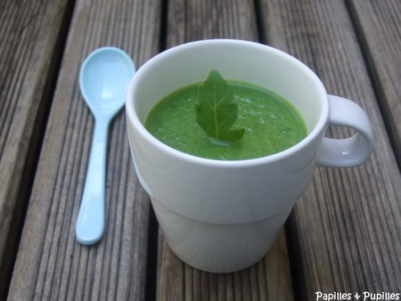 Velouté aux herbes du jardin de Cannelle et Cacao