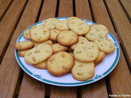 Biscuits aux graines de fenouil et pignons de pin