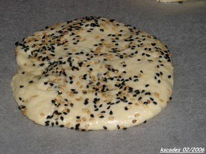Les pains plats : Matlouh, Aiysh, Khoubiz, Barbari, Mankoush, Pitta, Mannaeesh Pain Matlouh