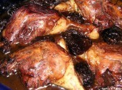 Cuisses de canard aux pruneaux Cuisses de canard aux pruneaux