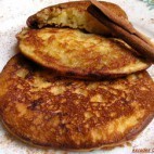 Pancakes aux pommes râpées et à la cannelle